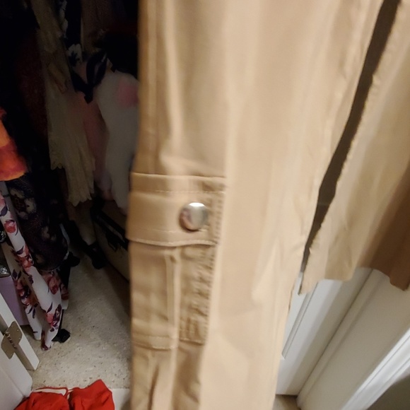 Guess stretchy cargo pants - Picture 6 of 7